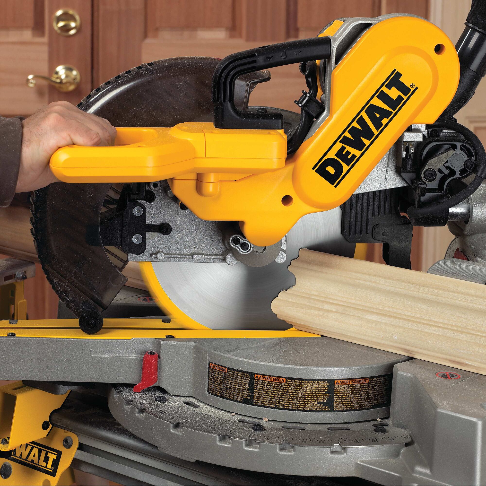 10 in. 254mm Double Bevel Sliding Compound Miter Saw DEWALT