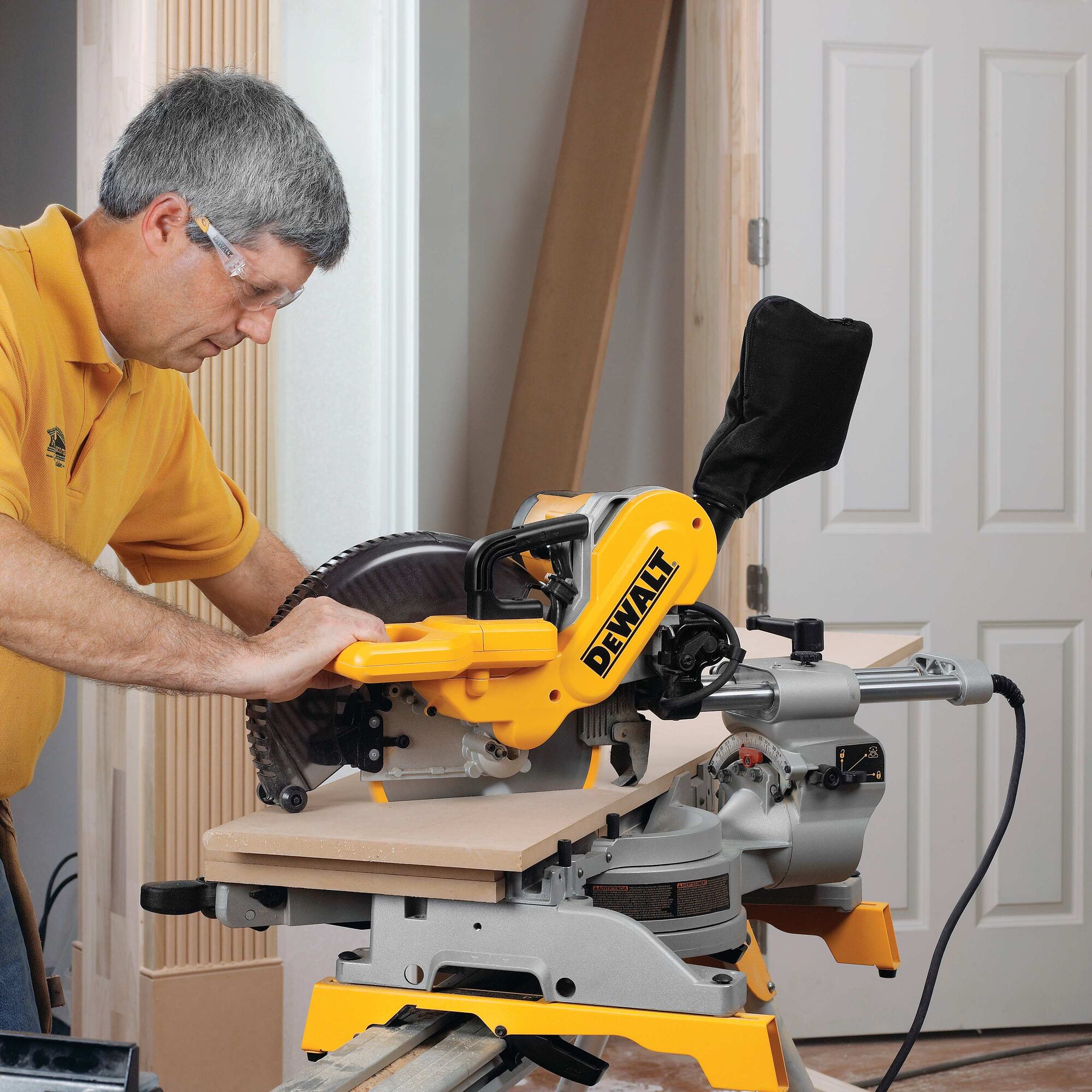 Dewalt flexvolt 10 online miter saw