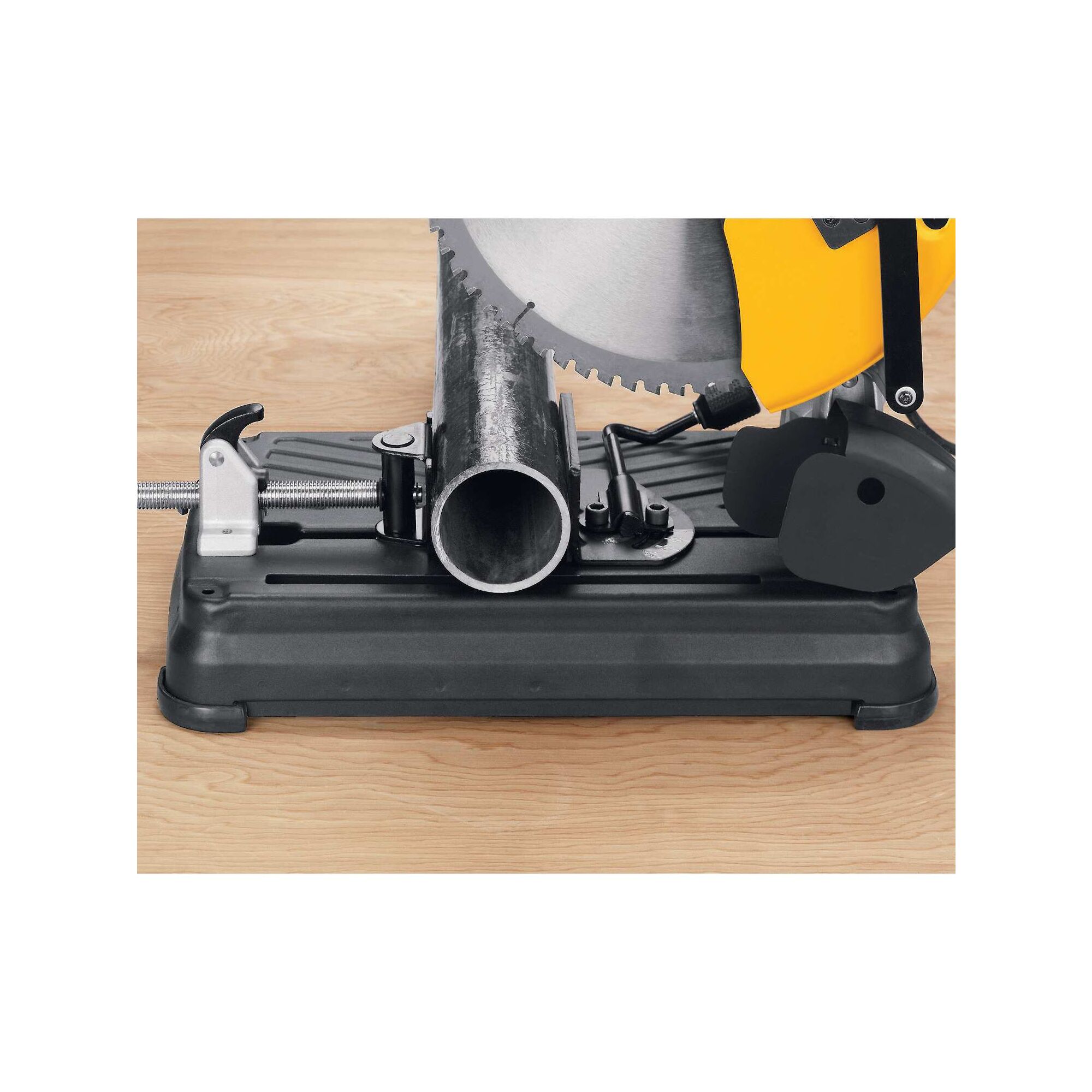 Dewalt metal deals cutting chop saw