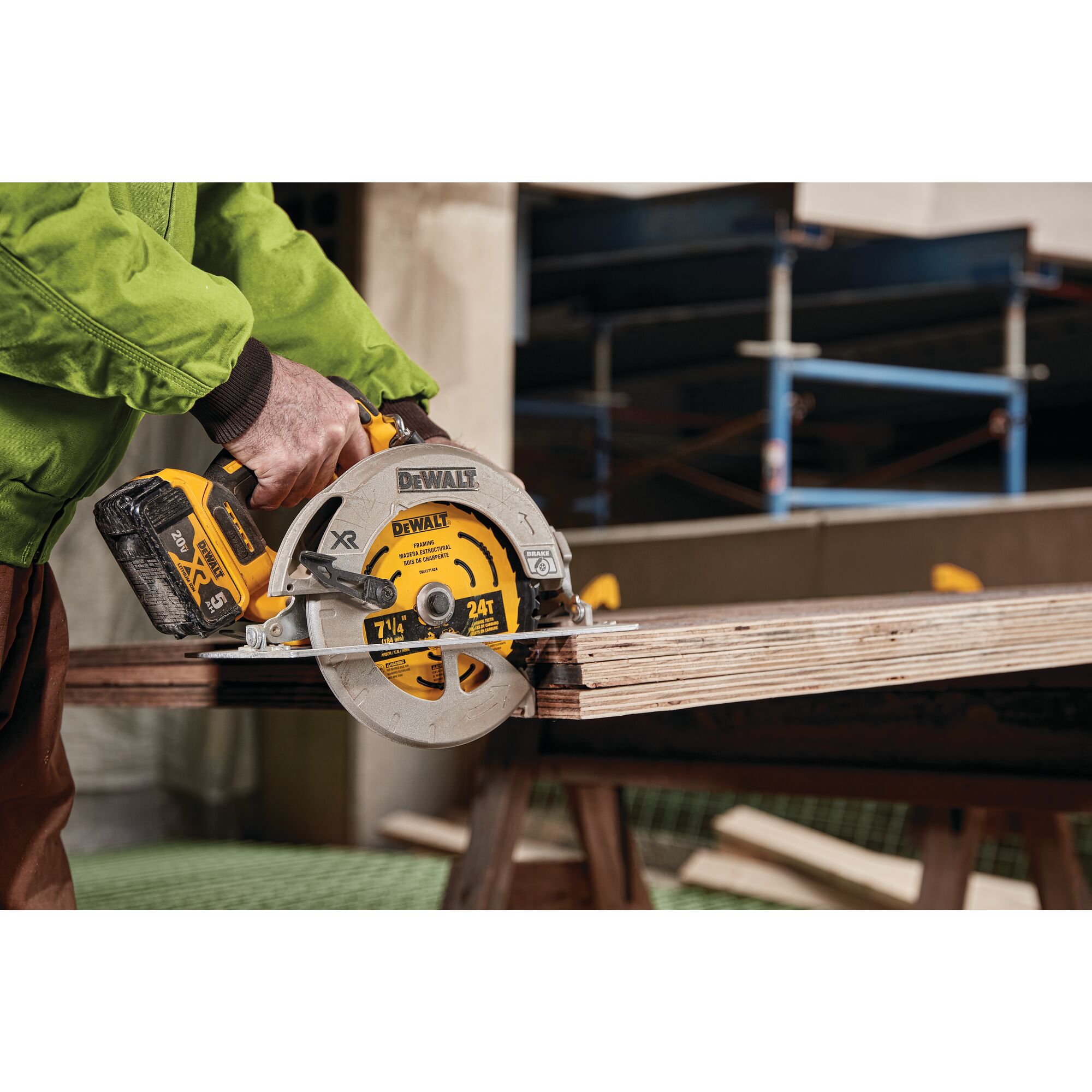 Blade for dewalt discount cordless circular saw