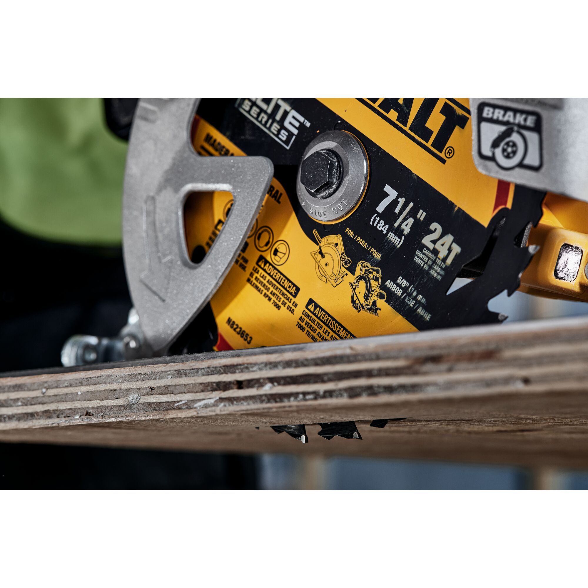 Dewalt flexvolt circular saw blade hot sale