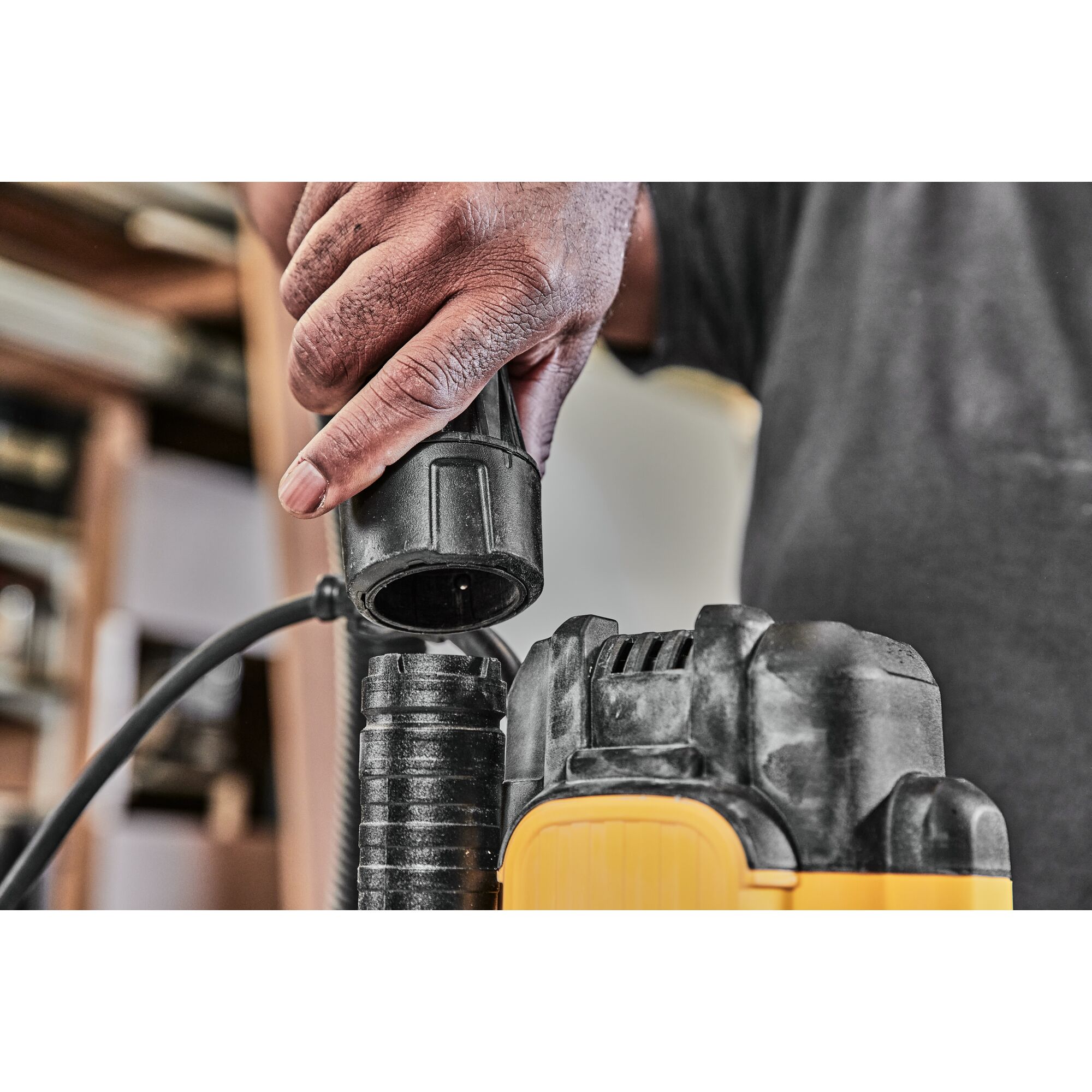 3 Peak HP Electronic Variable Speed Plunge Router | DEWALT