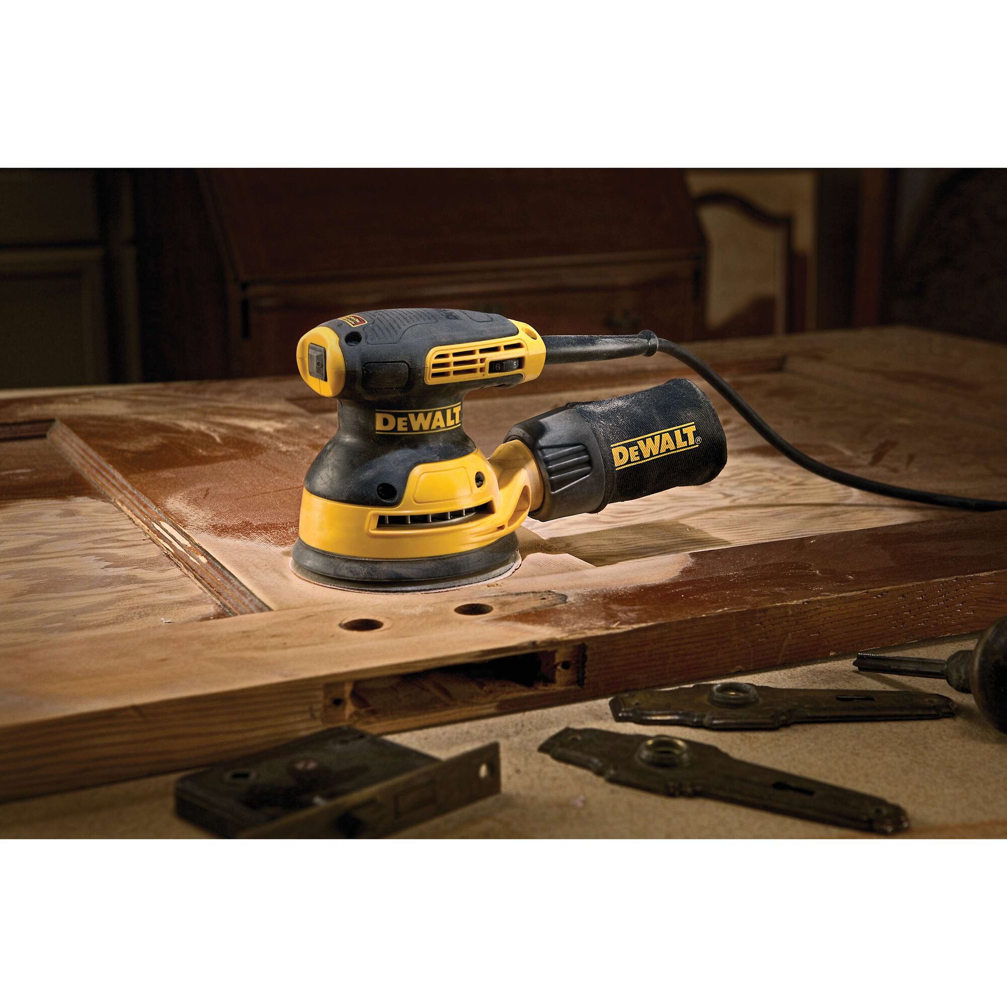 Dewalt variable on sale speed sander