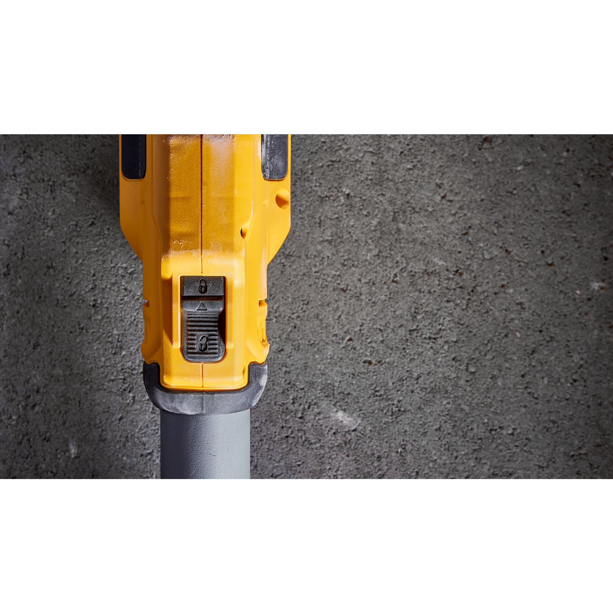 Electric Drywall Sander 4.7 Amp DEWALT