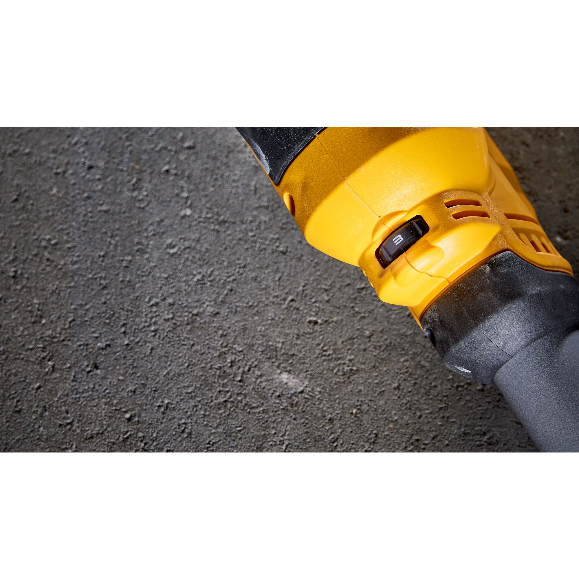 Electric Drywall Sander 4.7 Amp DEWALT