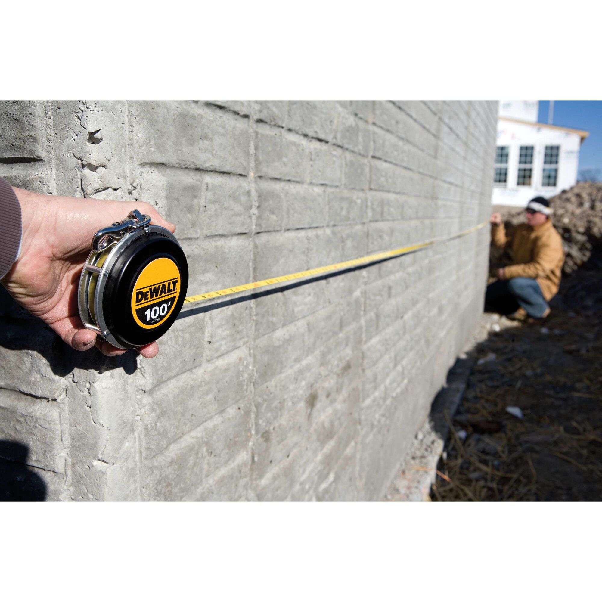 100 ft Auto Retractable Long Tape DEWALT