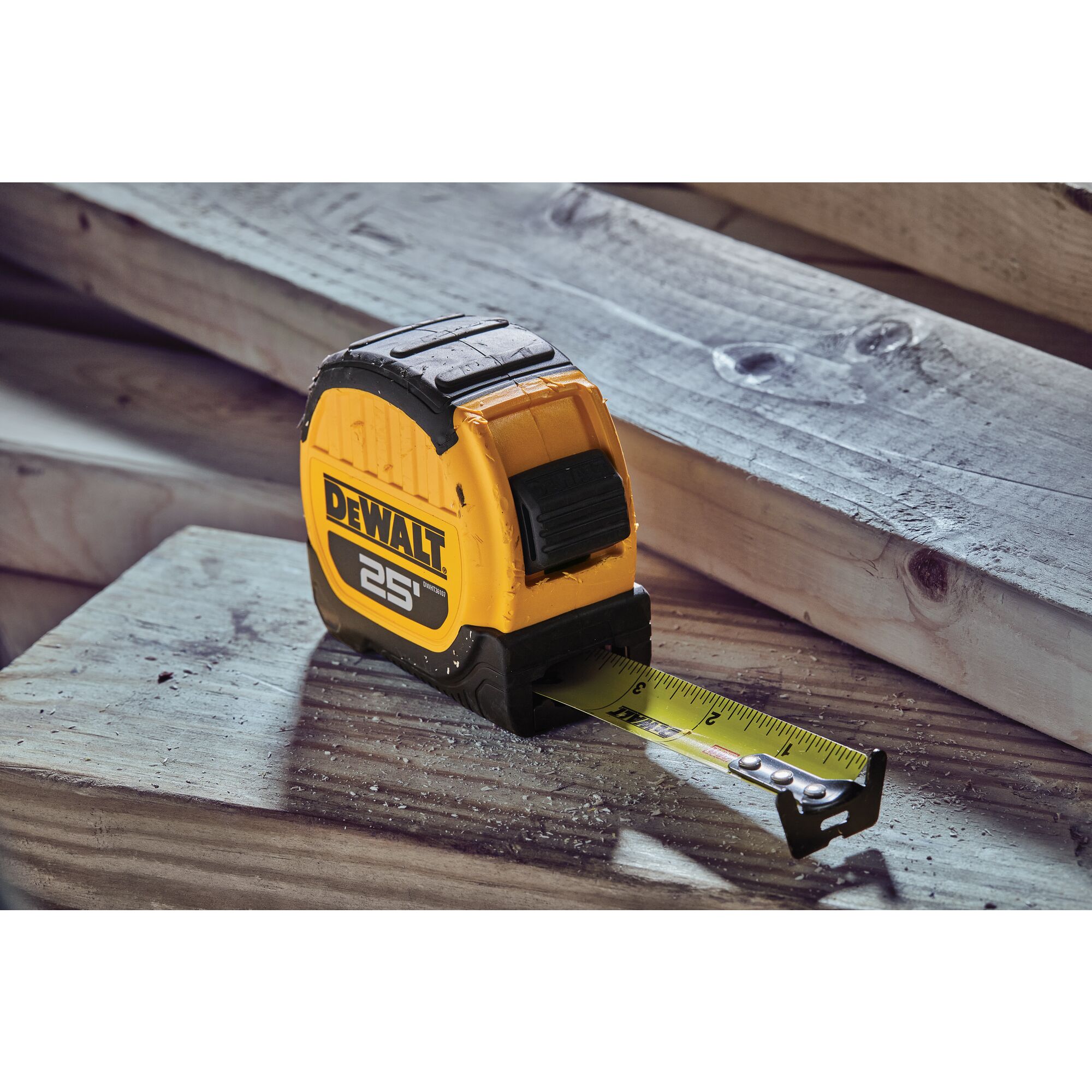 25 ft Tape Measure DEWALT