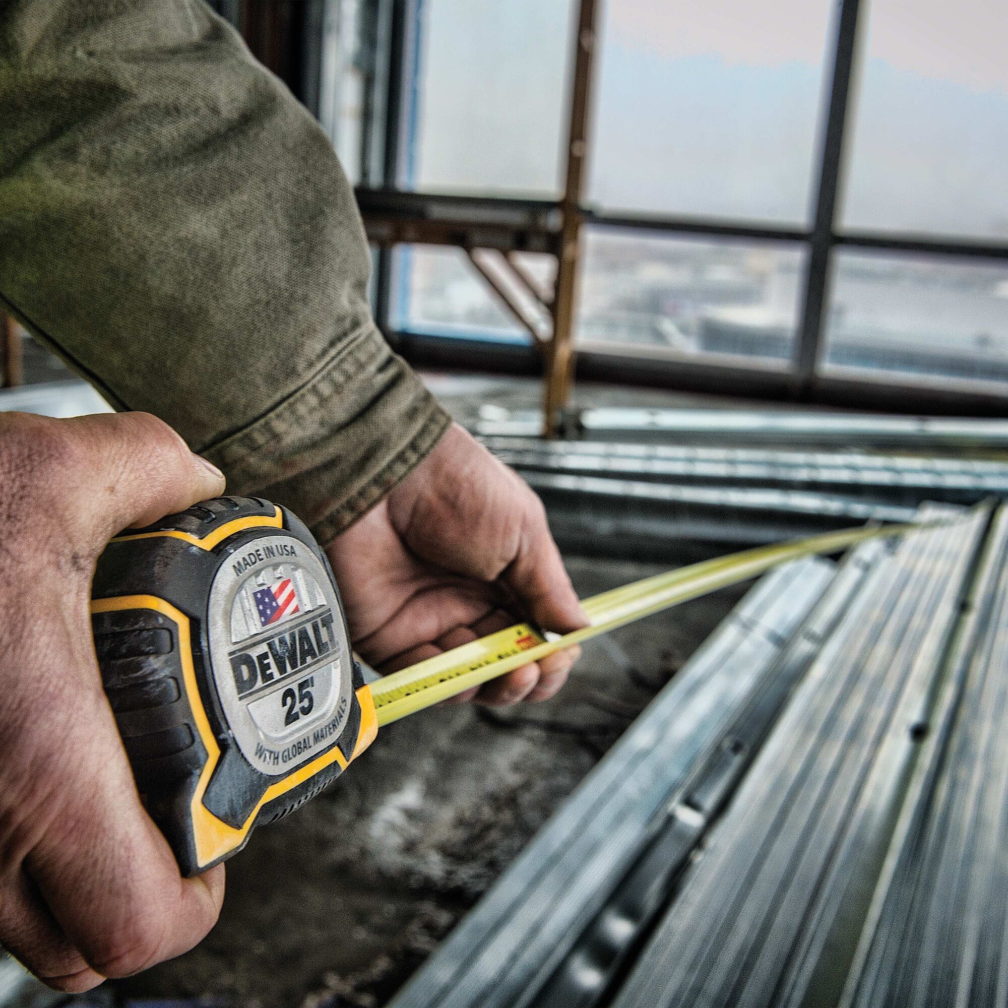 25 ft XP Tape Measure DEWALT