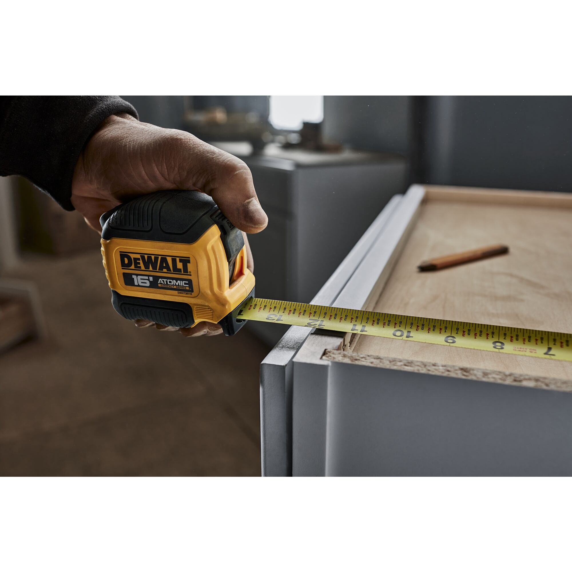 ATOMIC COMPACT SERIES 16 ft. Tape Measure DEWALT