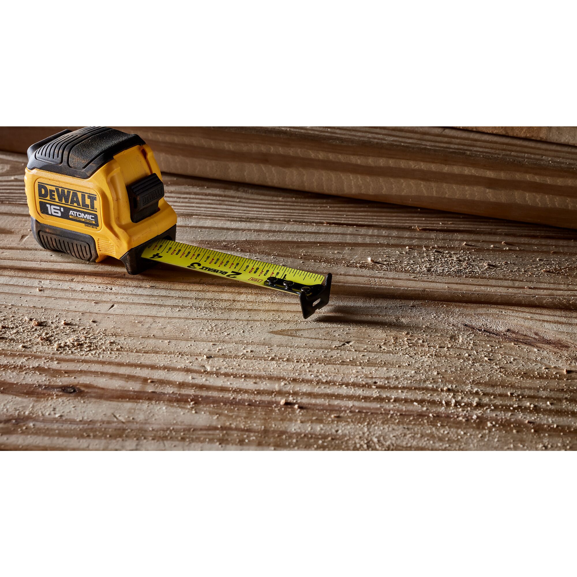 ATOMIC COMPACT SERIES 16 ft. Tape Measure DEWALT