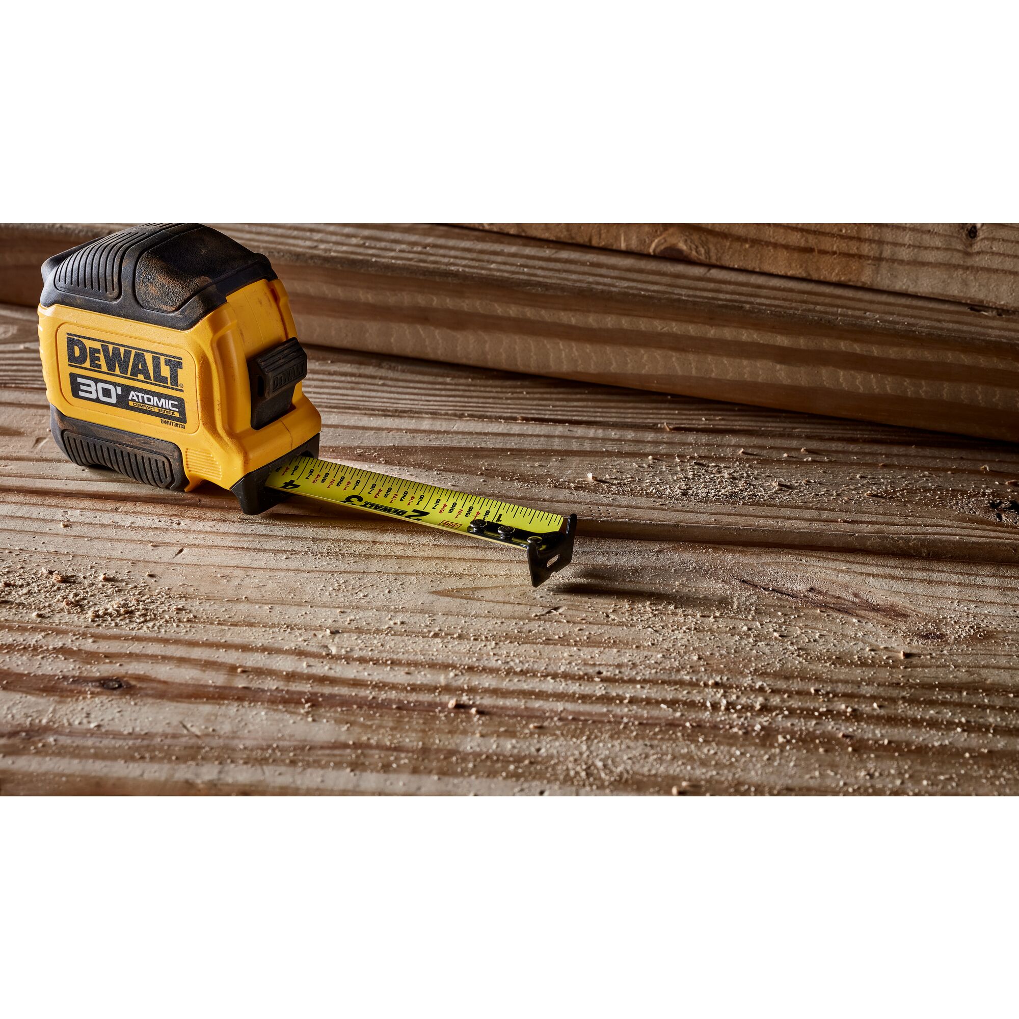 ATOMIC COMPACT SERIES 30 ft. Tape Measure DEWALT