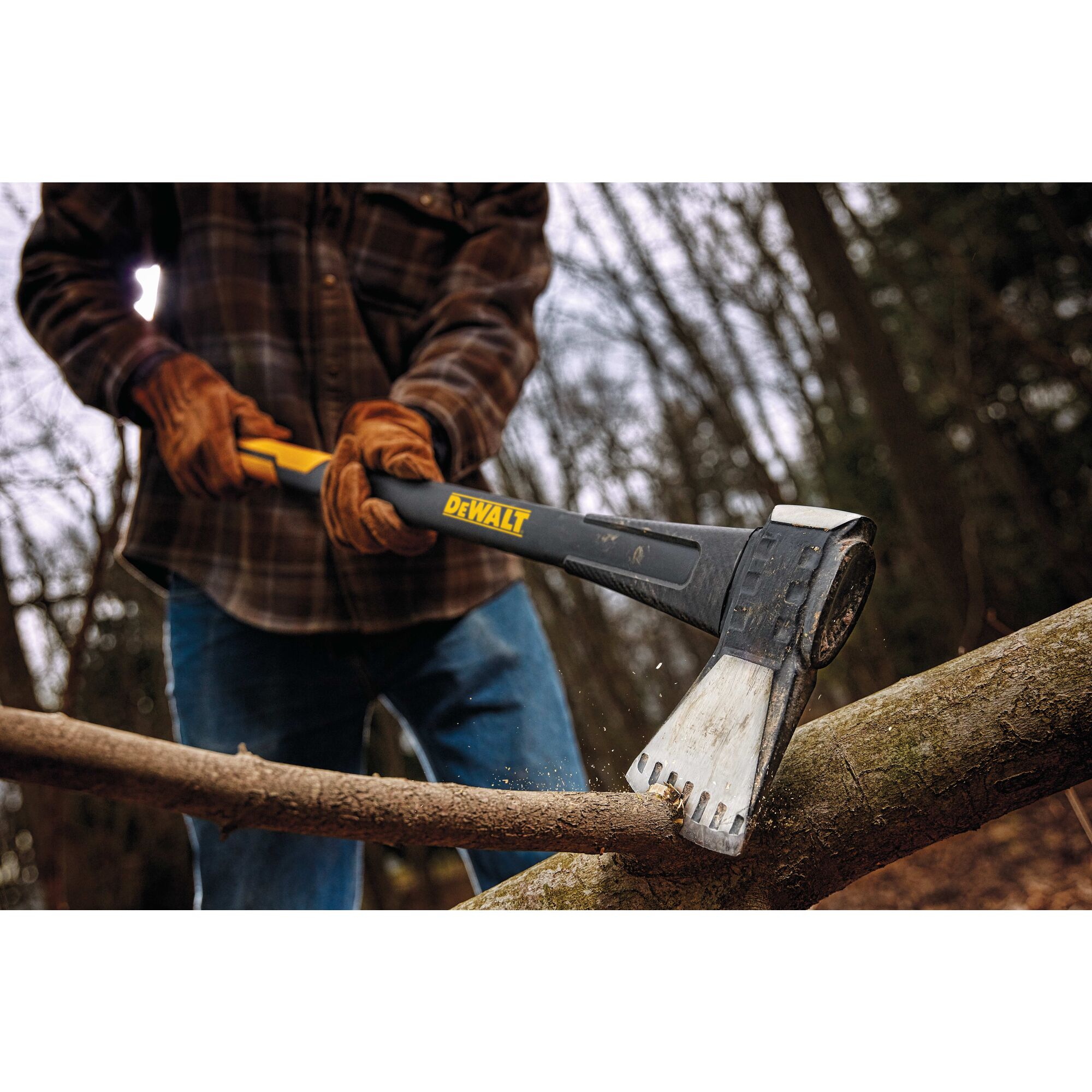 3.5 lb. EXOCORE Single Bit Axe DEWALT