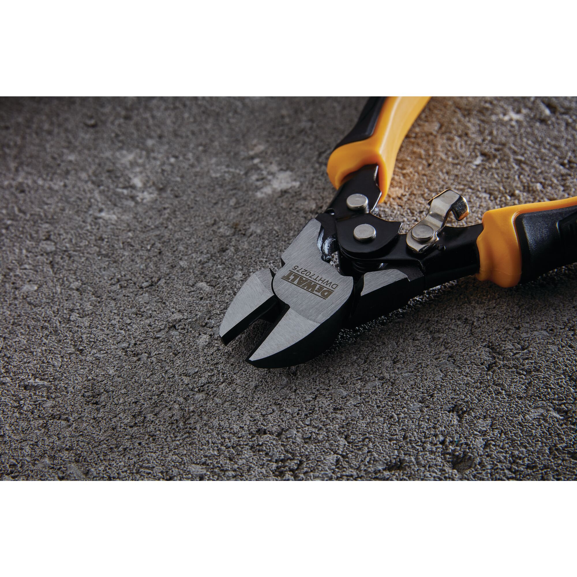 Compound Action Diagonal Pliers DEWALT