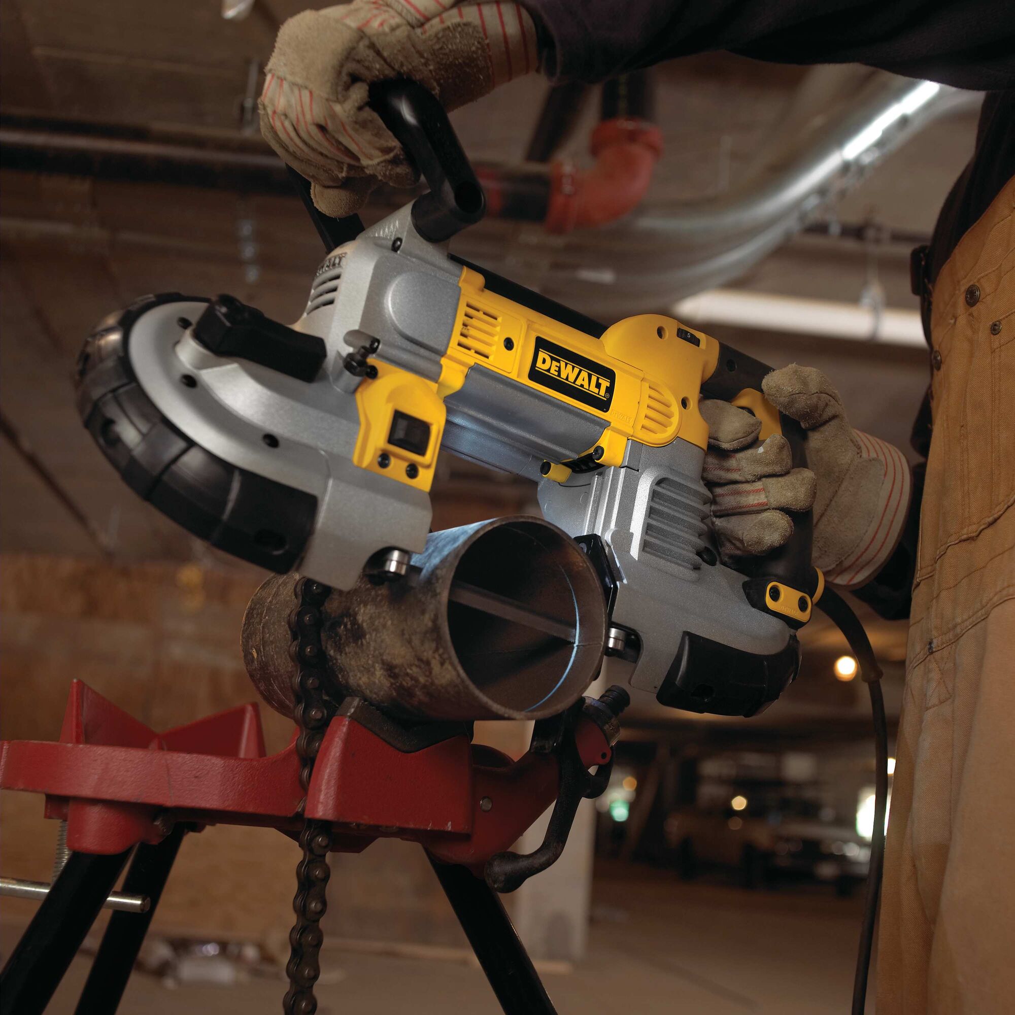 Deep Cut Band Saw DEWALT