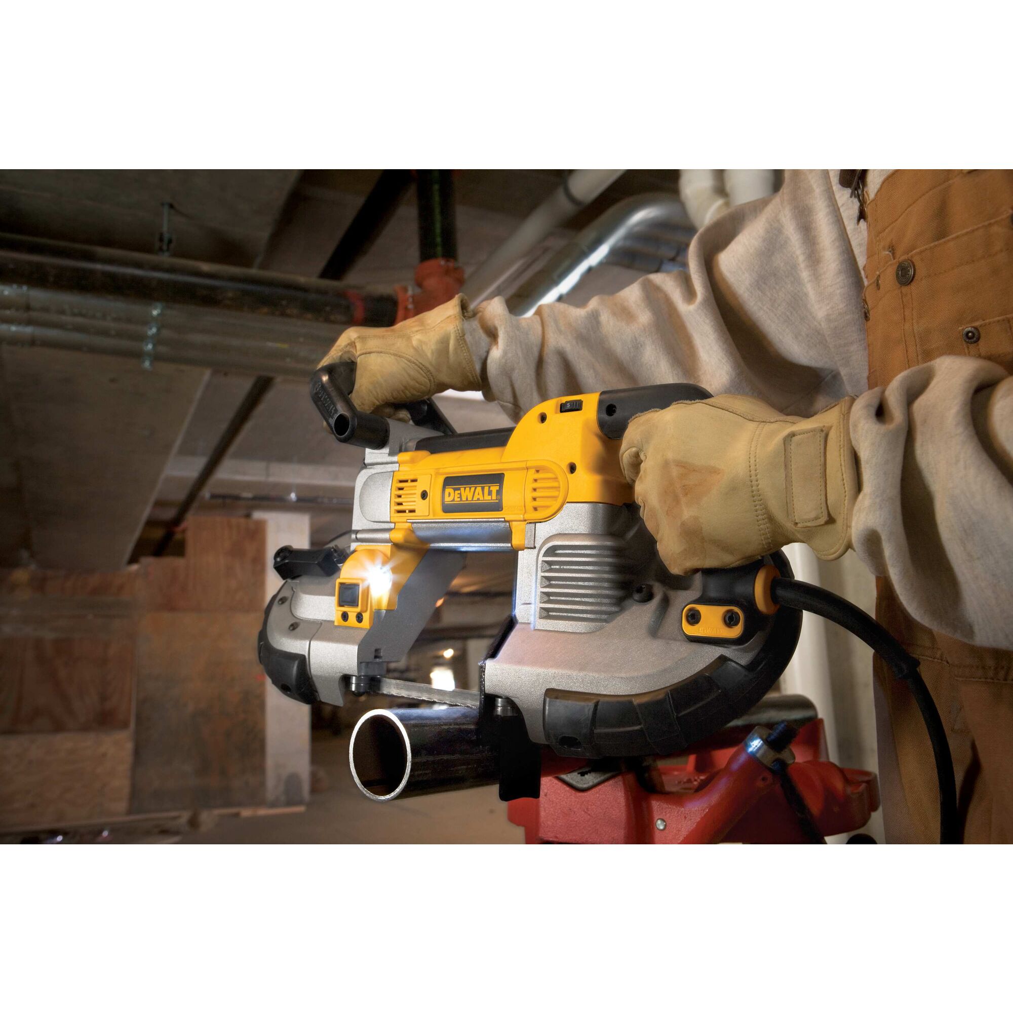 Dewalt dwm120k heavy duty deep best sale cut portable band saw kit