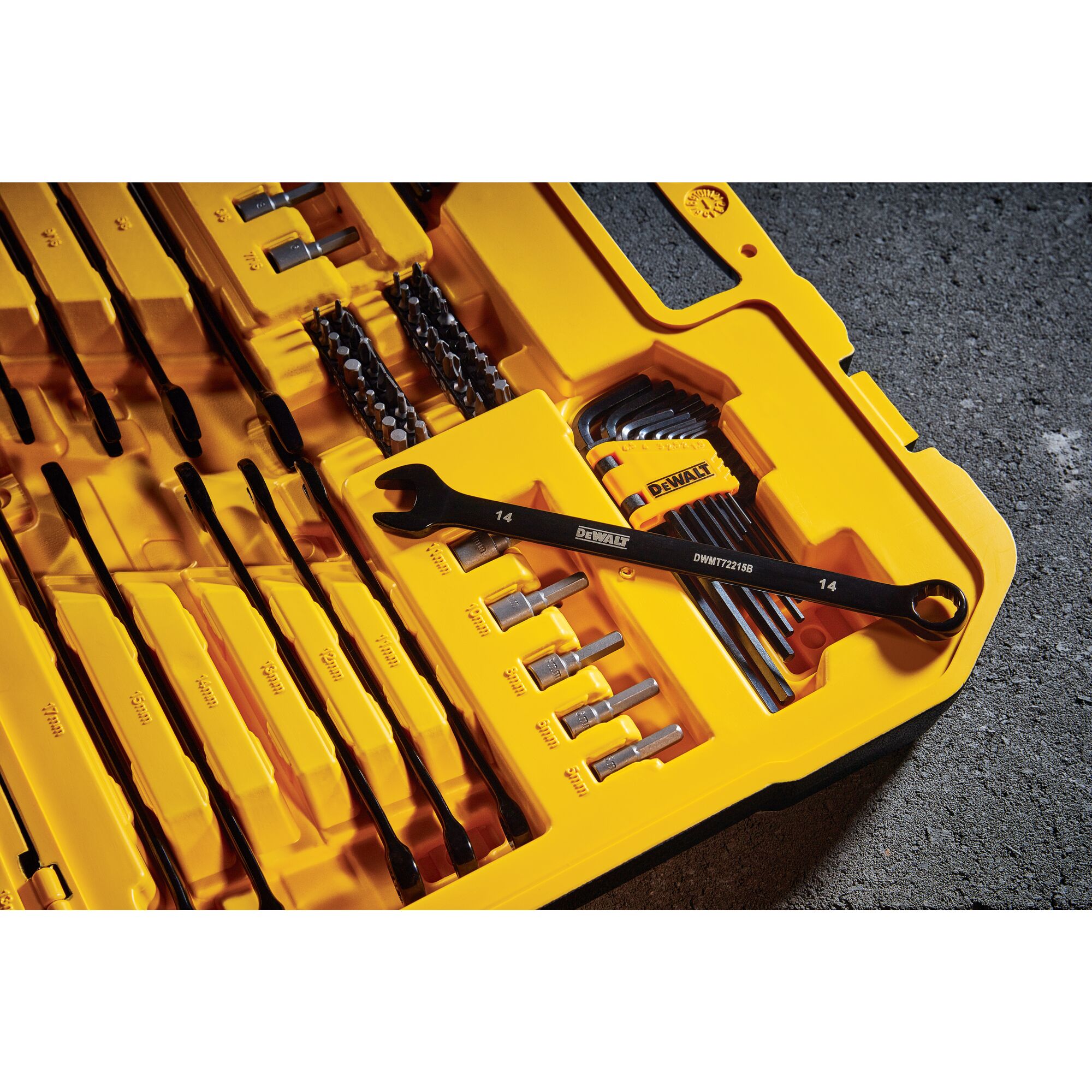 Biggest dewalt tool online set