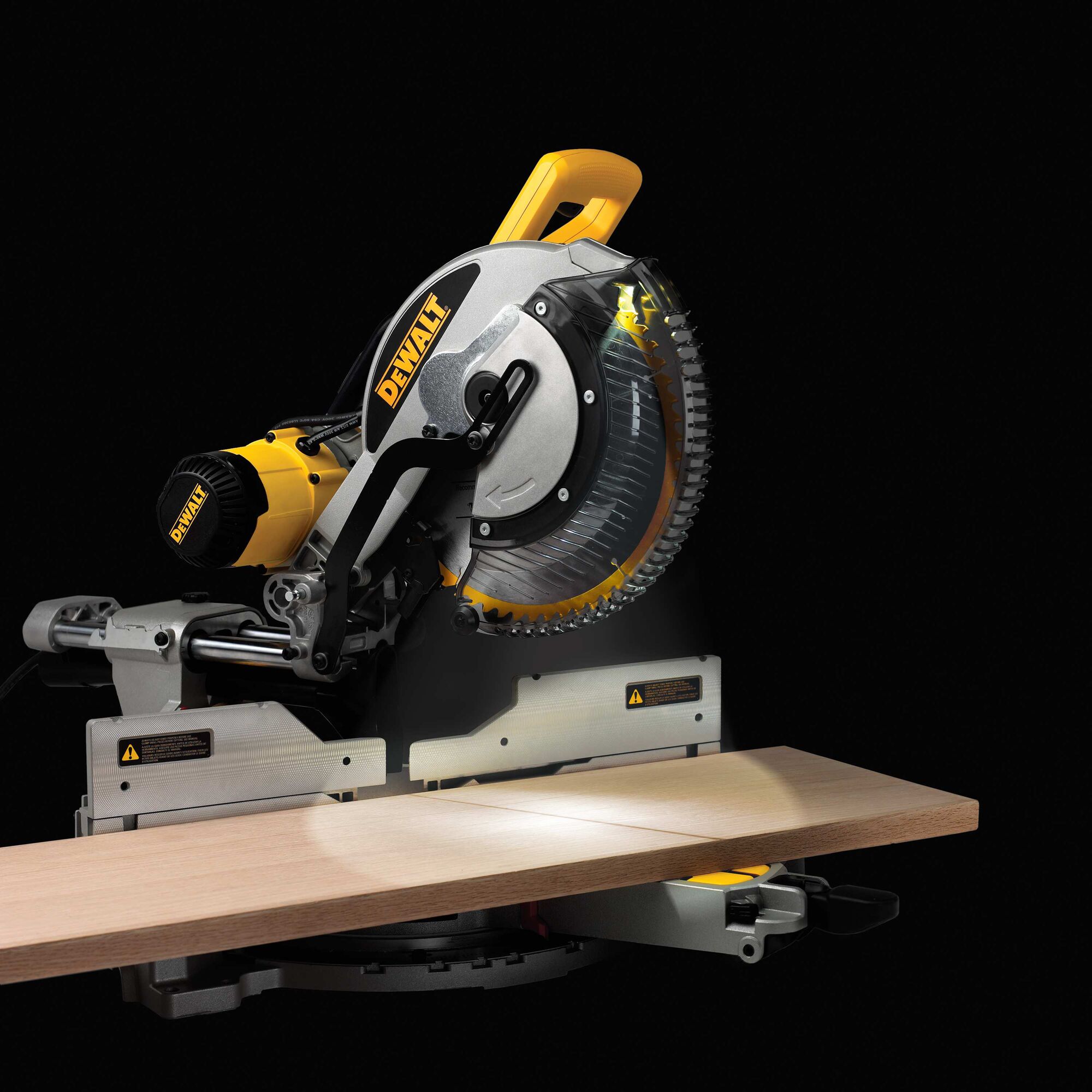 Dws779 miter online saw