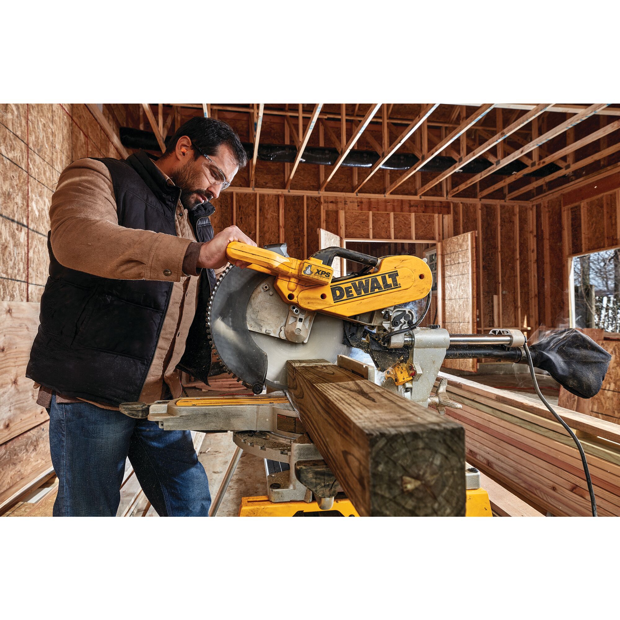 Dewalt miter saw discount with stand combo