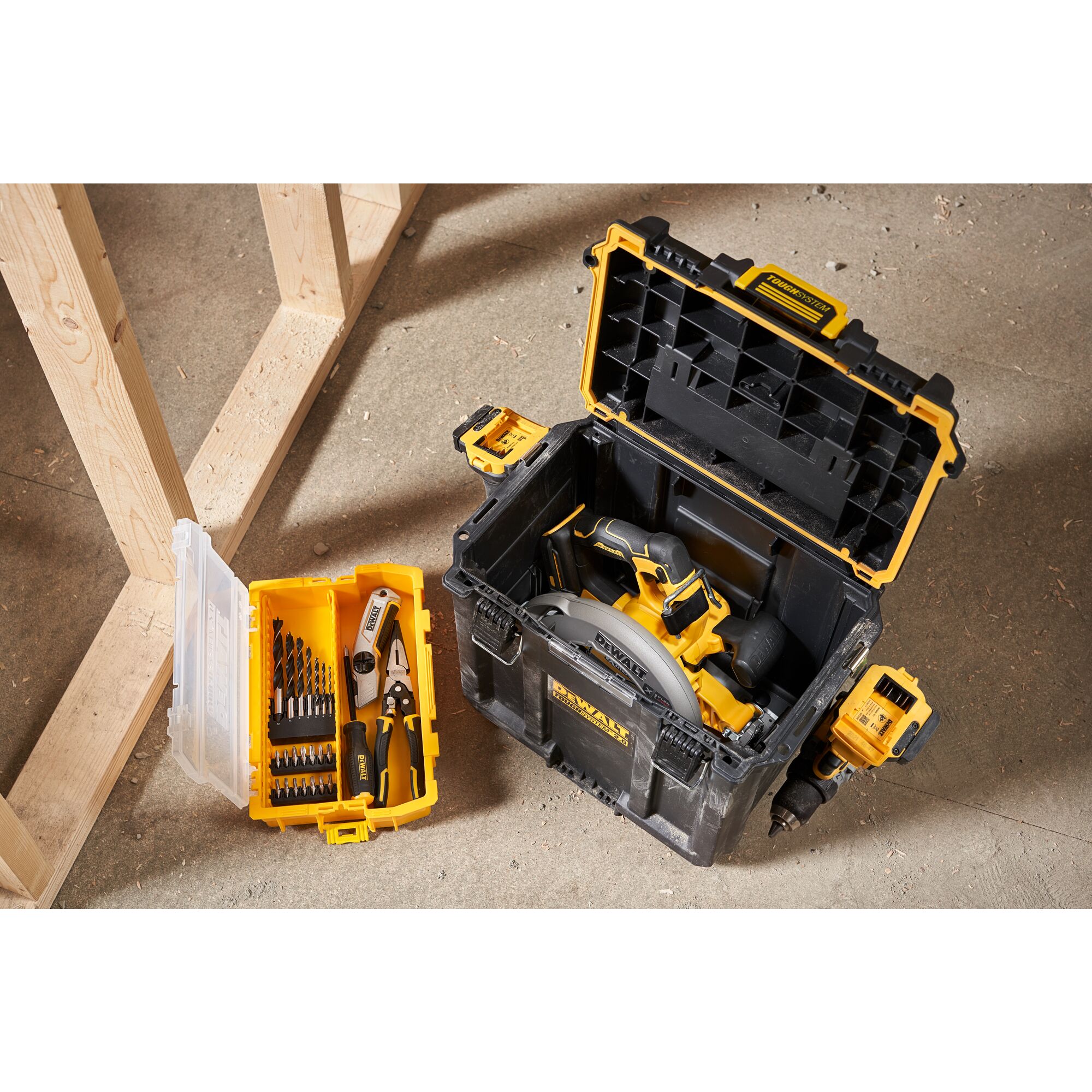 DEWALT TOUGHSYSTEM 2.0 Deep Compact Toolbox DEWALT