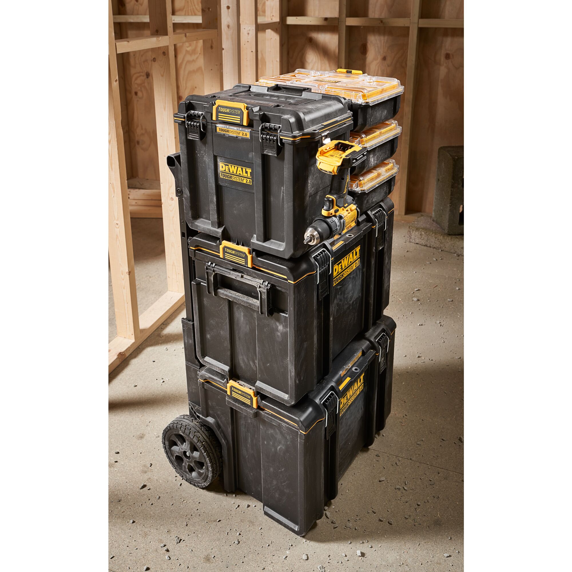 DEWALT TOUGHSYSTEM 2.0 Deep Compact Toolbox DEWALT