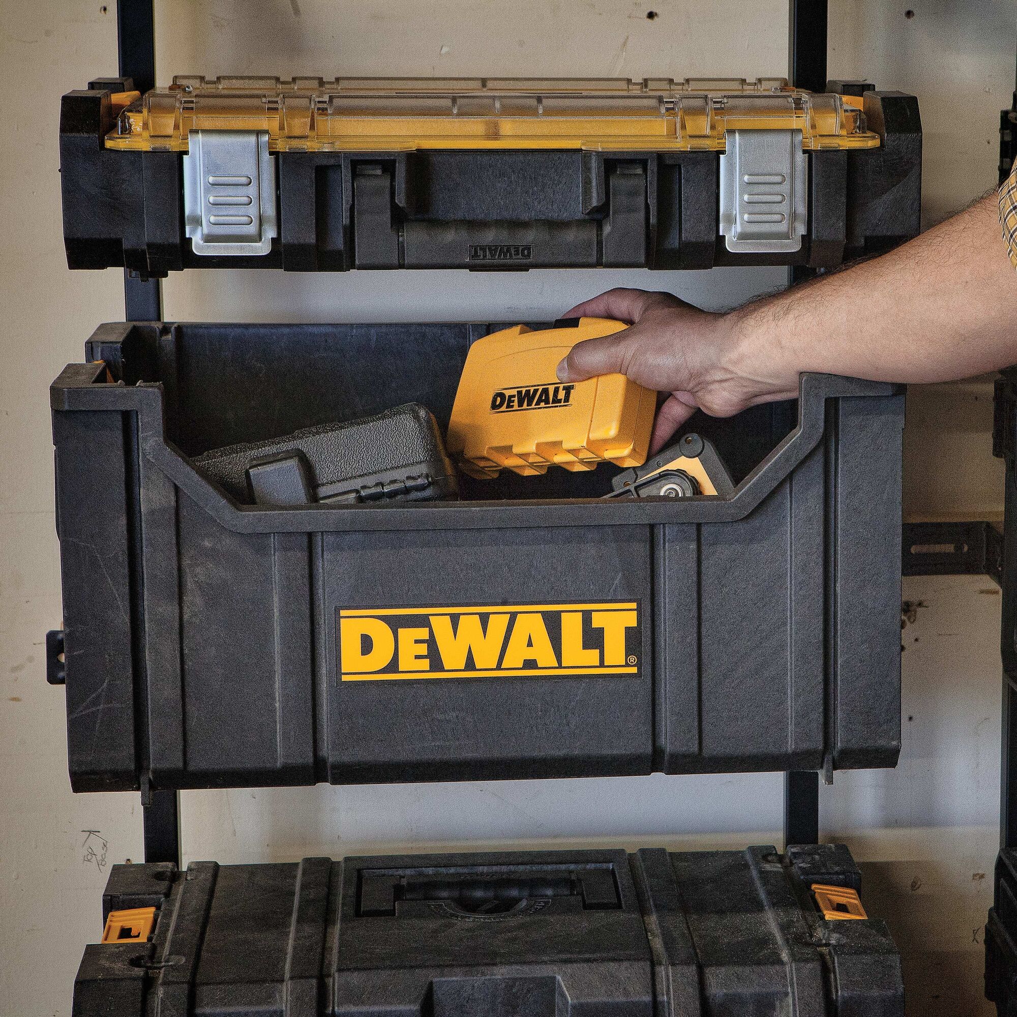 ToughSystem Workshop Racking System DEWALT