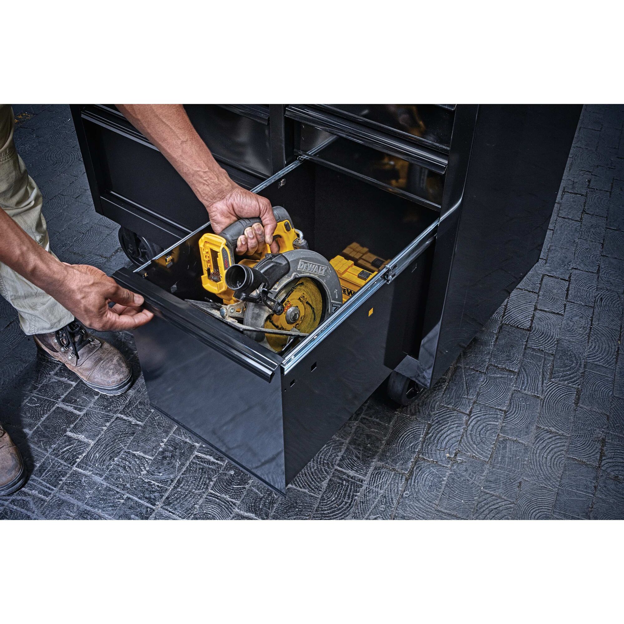 Dewalt 6 deals drawer tool chest