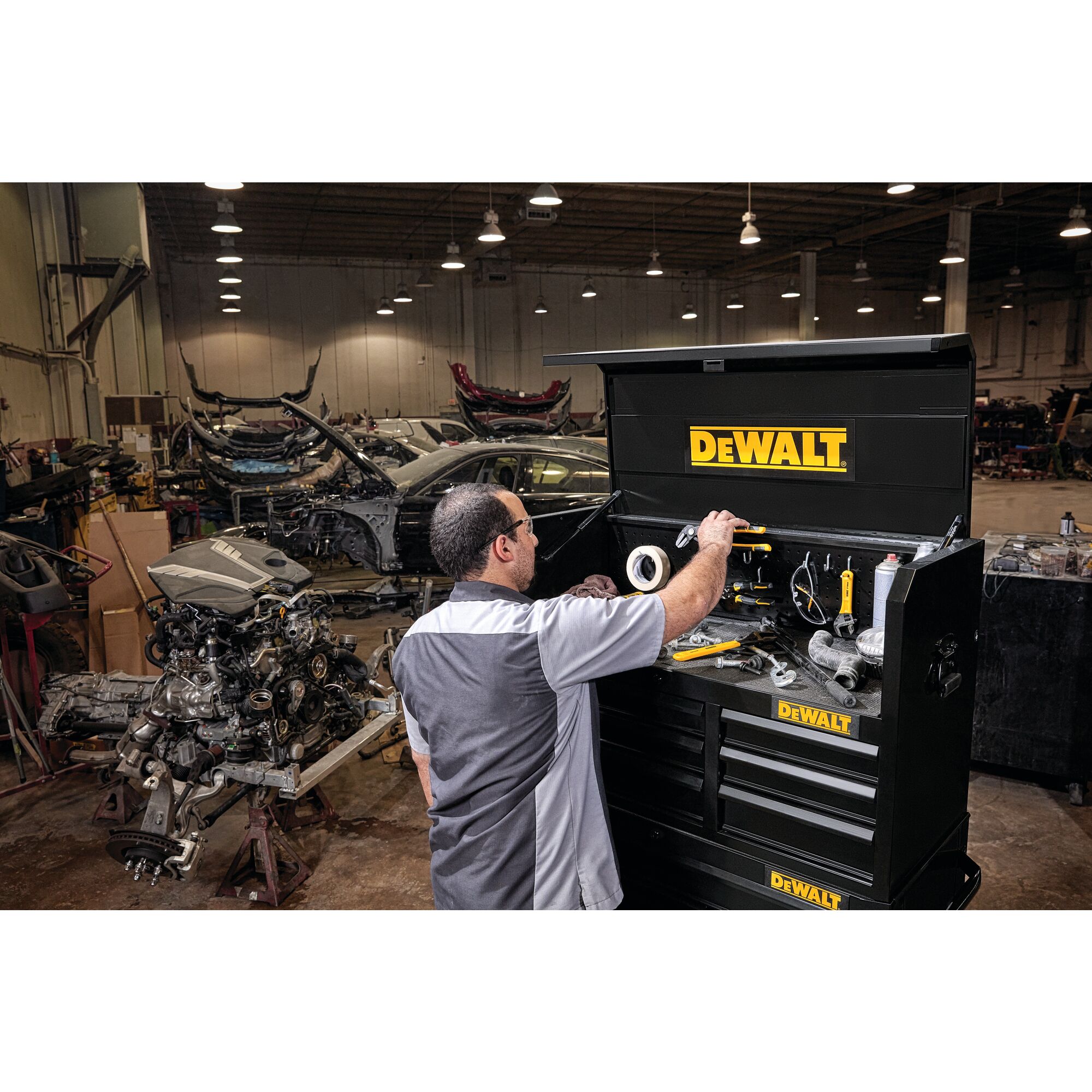 Dewalt 41 deals tool chest combo