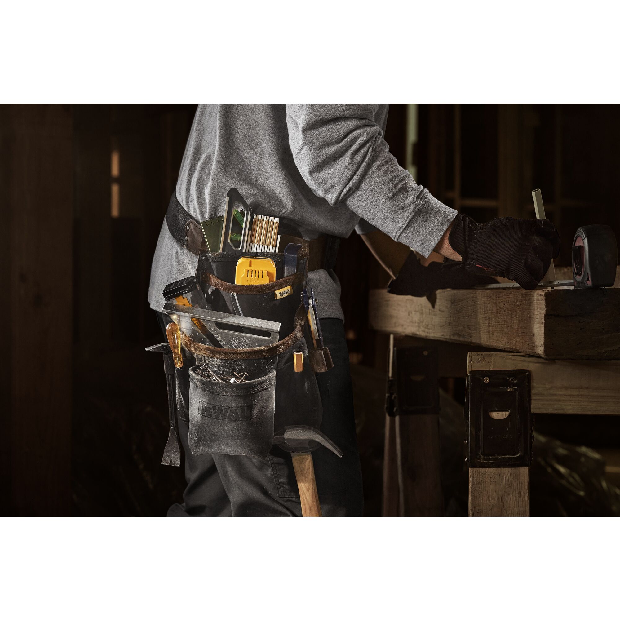 Tool belts deals and pouches