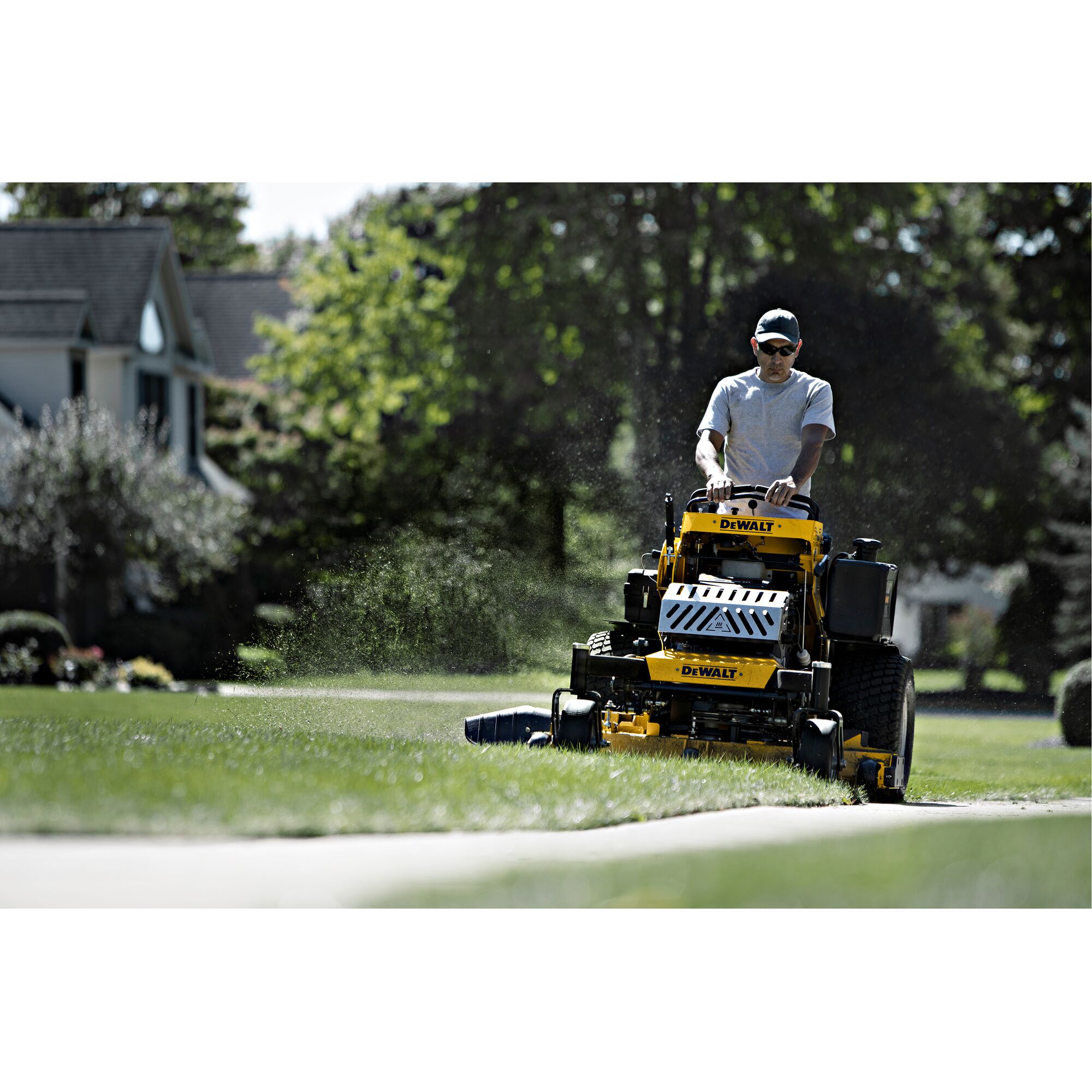 Commercial Mowers Lawn Equipment DEWALT