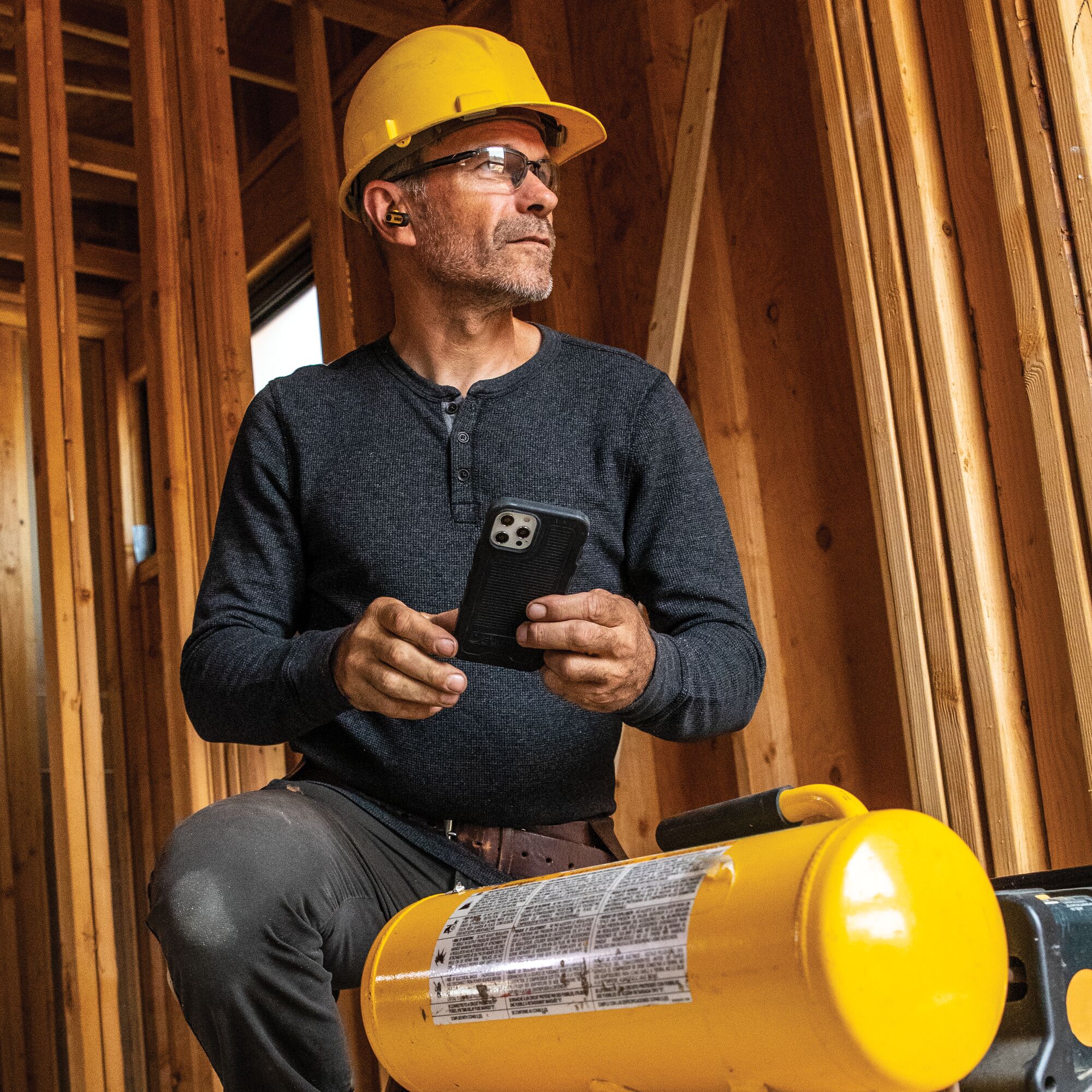 Pro X1 Jobsite True Wireless Earbuds With Charging Case DEWALT